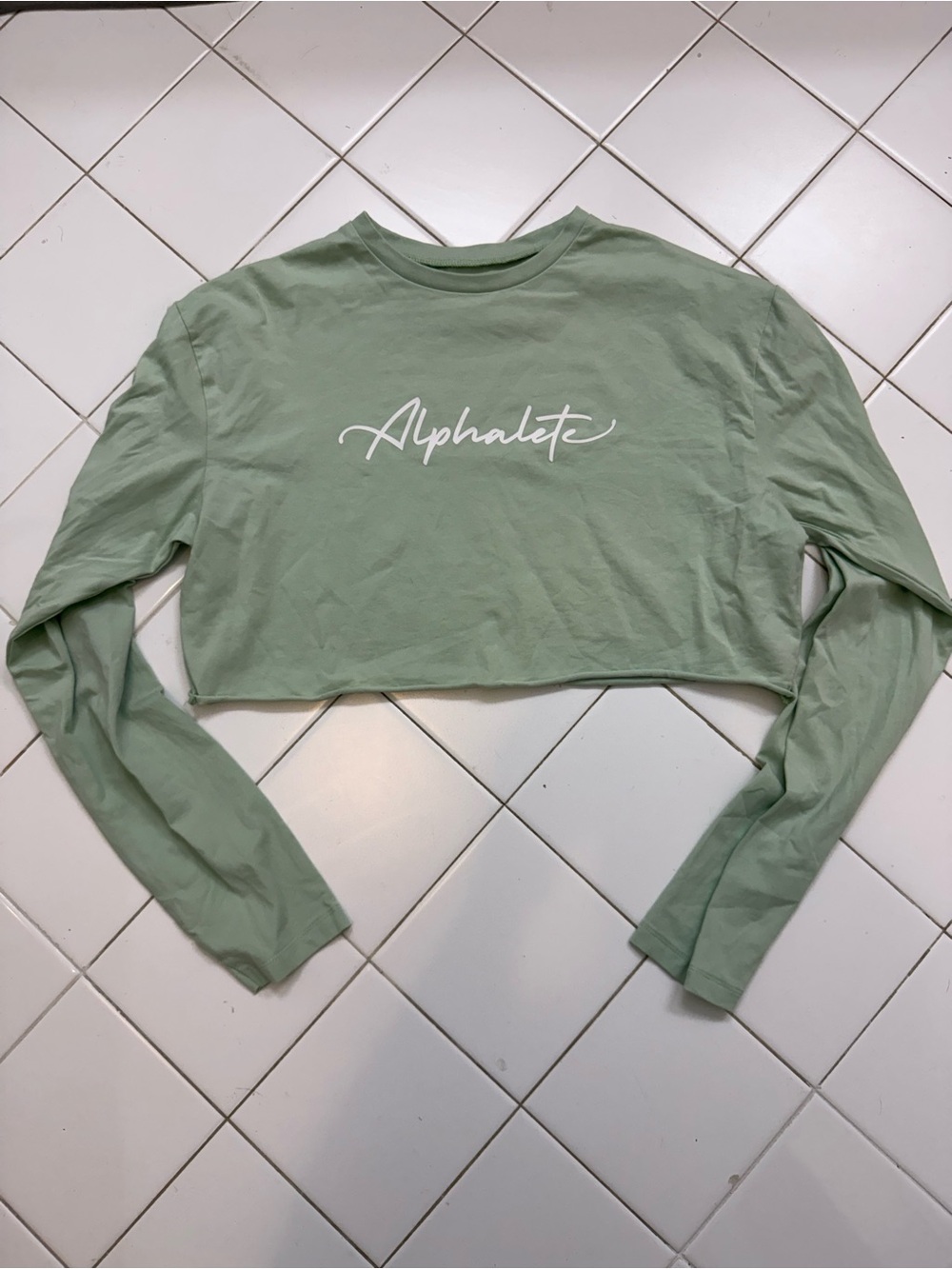 Alphalete Signature Crop Top